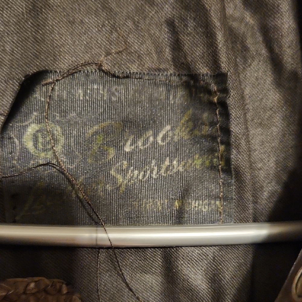 Stylish Brown Leather Jacket - image 2